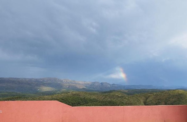 Casa com piscina de Vista pra Serra