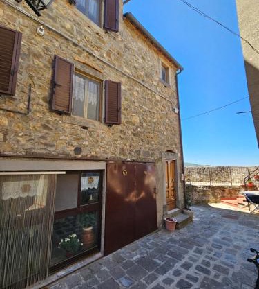 casa con 2 camere in borgo medievale