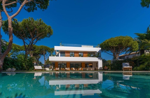 Casa con Calma-Nuevo chalet de super lujo en Roche muy cerca de la playa y con chill out roof terrace