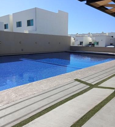 Casa con casa club en la Paz BCS