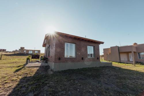 Casa con pileta en barrio Pillahuinco