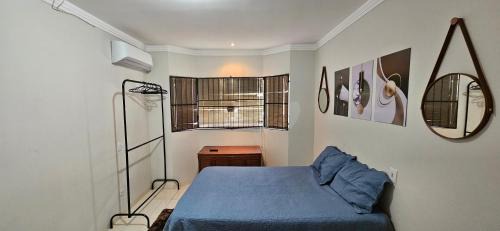 Casa confortável, com 3 quartos, bem localizada!