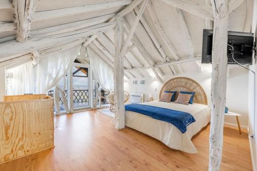 Casa da Ursa by LovelyStay