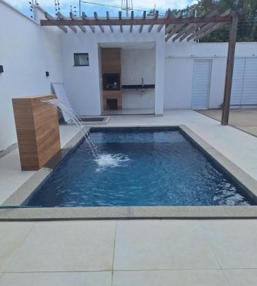 Casa de 3 quartos a 500mts da praia do Araçagy Para até 10 pessoas