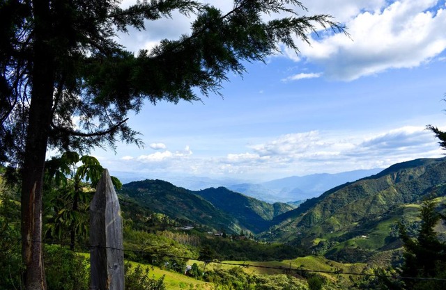 Casa de Campo con hermosa vista a Los Farallones
