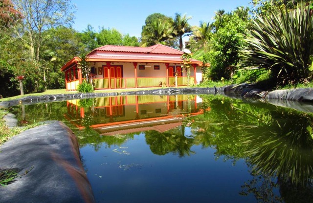 CASA DE CAMPO VILLA OLI! - Un paraiso natural en la ciudad