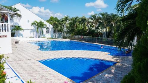 Casa de descanso con Jacuzzi privado - Girardot