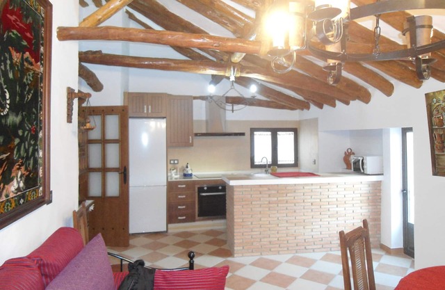 Casa de Los Albas, apartamento 6pers, Montefrio, Granada