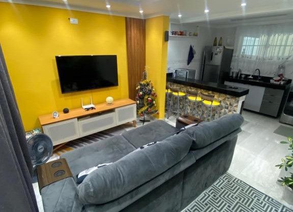 Casa de Praia - Distância de 100 metros