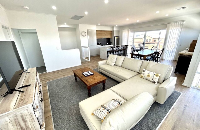 Casa De Praia - Luxury Accommodation - North Beach