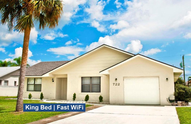 Casa de Thanksgiving, 4Br/2Ba close to everything