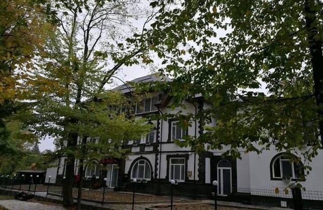 Casa De Vis Pucioasa