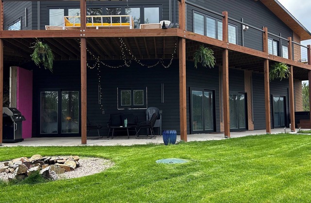 Casa del Sol is a private oasis surrounded by trees near Pactola Lake.