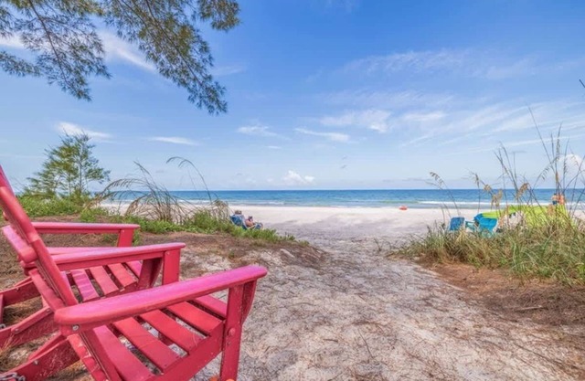 Casa Del Sol | Private Beachfront, Pool Table