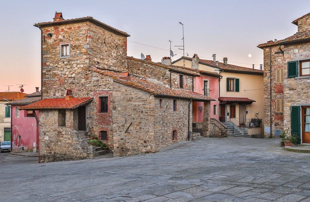 Casa de vacaciones en Pergine Valdarno con 3 habitaciones, capacidad 6