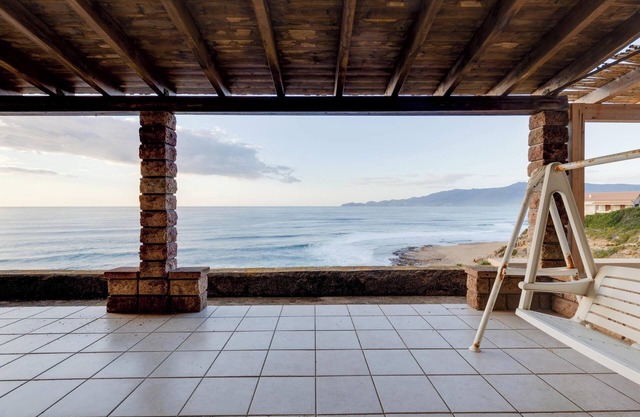 "Casa Elena" con vistas al mar, terraza, balcón y Wi-Fi