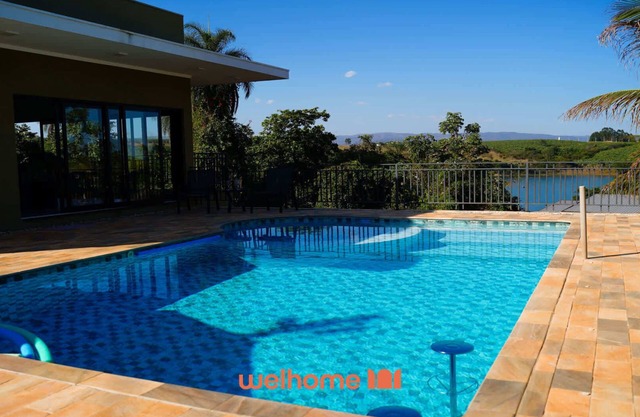 Casa em Delfinopolis com piscina aquecida e vista