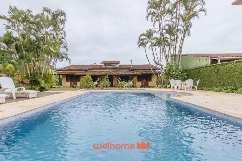 Casa em Ubatuba com piscina e perto da praia