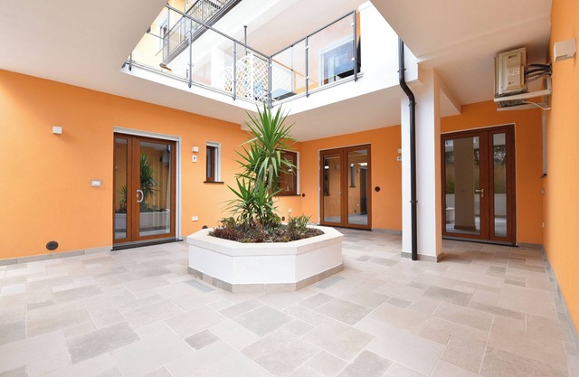 CASA EMMA