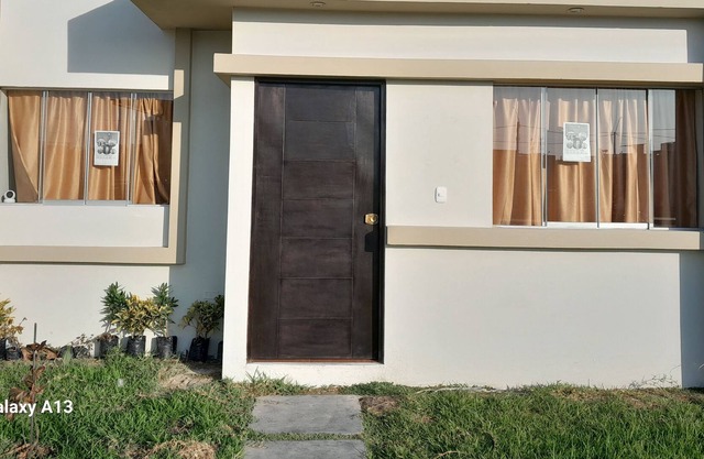 Casa con estacionamiento