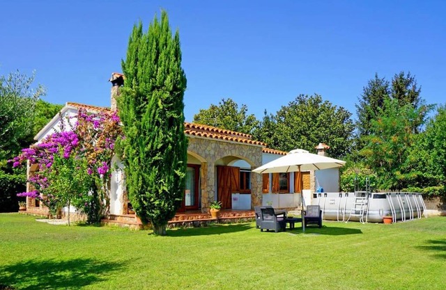 Casa en Viladamat con piscina en la Costa Brava