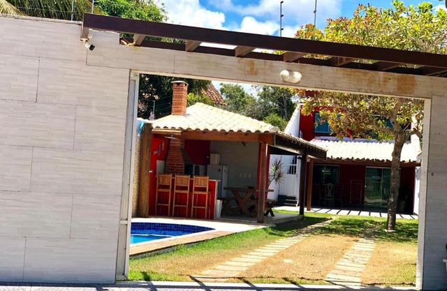 Casa espaçosa 15h 800m praia