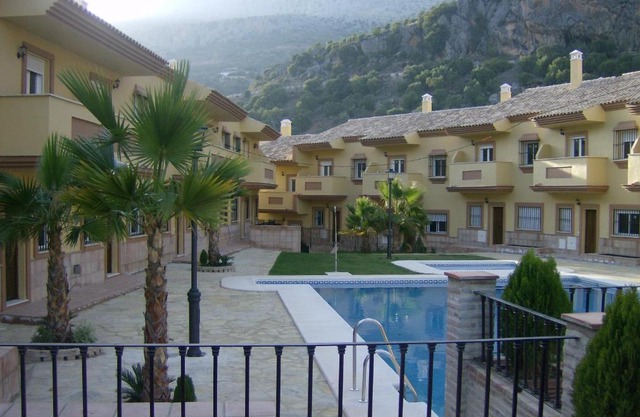 Casa Estacion de Benaojan