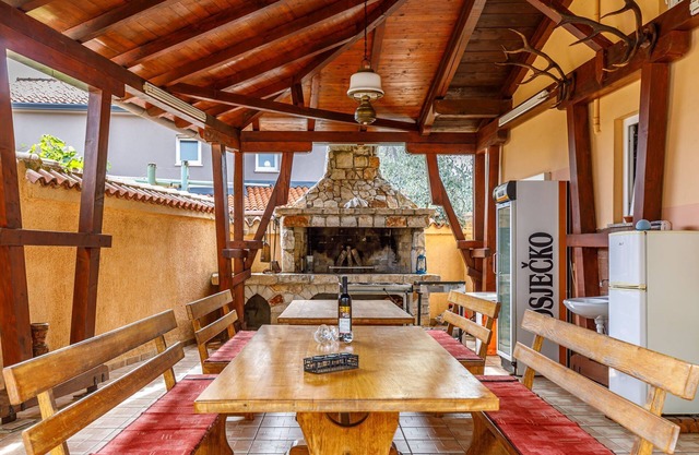 Casa Etruscana, Kroatien