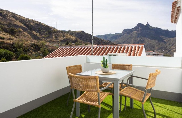 Casa Evaristo with Roque Nublo view