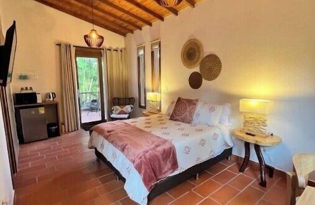CASA EVE HOTEL Luxury suite w/ jacuzzi breakfast included