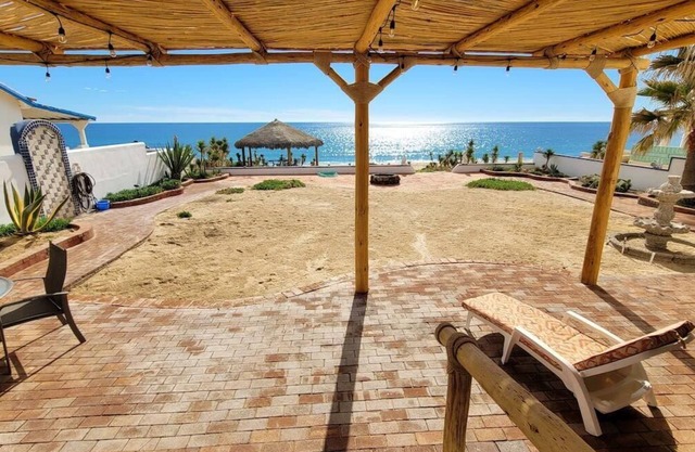 Casa Evita 3 bedroom. Casa Frente a la Playa