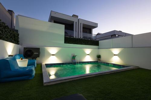 Casa Férias com Piscina Aquecida e Suítes Privadas
