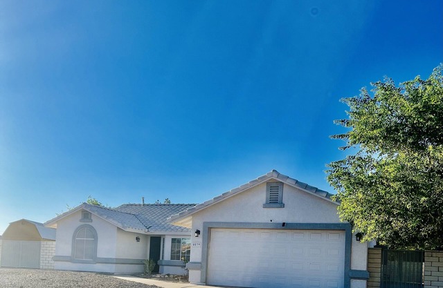 Casa Feliz is minutes from Colorado River, Oatman, Casinos, Laughlin.