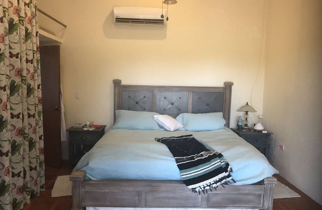 Casa Fénix, piscina fresca y 5 minutos a pie de la playa