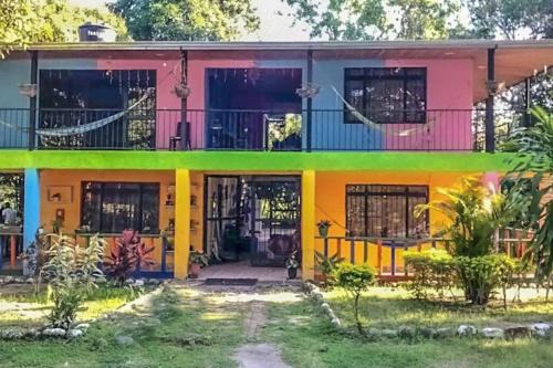 Casa finca vacacional con piscina disponible para eventos fiestas y pasa dias