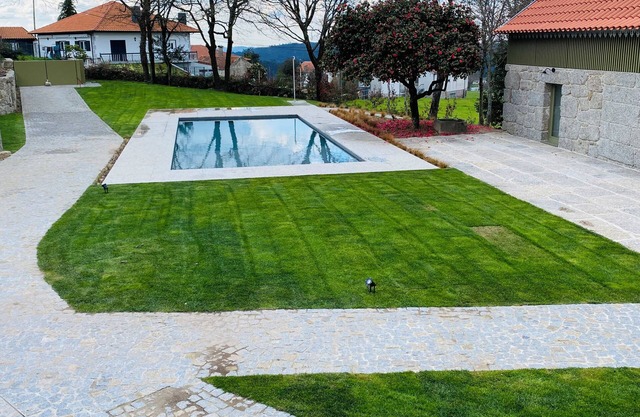 Casa Fonte Cima – Rural Tourism with Comfort, Charm and a Swimming Pool in Minho