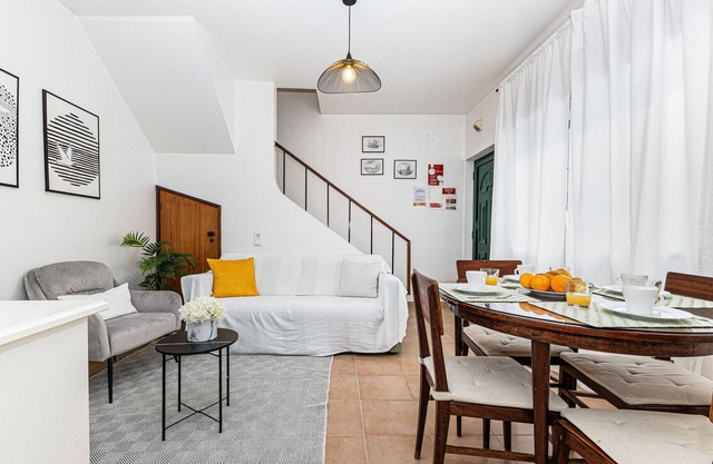 Casa Gaivota | Traditional house in central Lagos