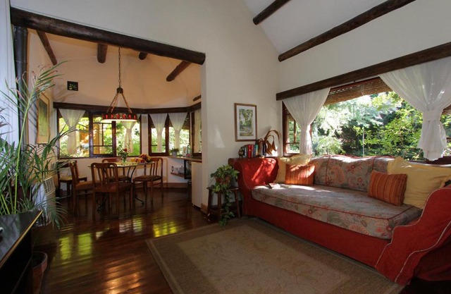 Casa Glebinias
