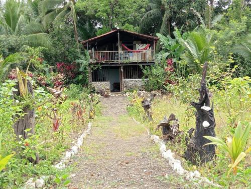 casa guayaba lodge