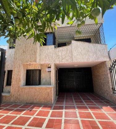 Casa Hostal Disfrutar casa cerca la playa Gaira, playa Rodadero, playa Salguero