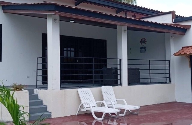 Casa Iguana - Punto Barco Viejo