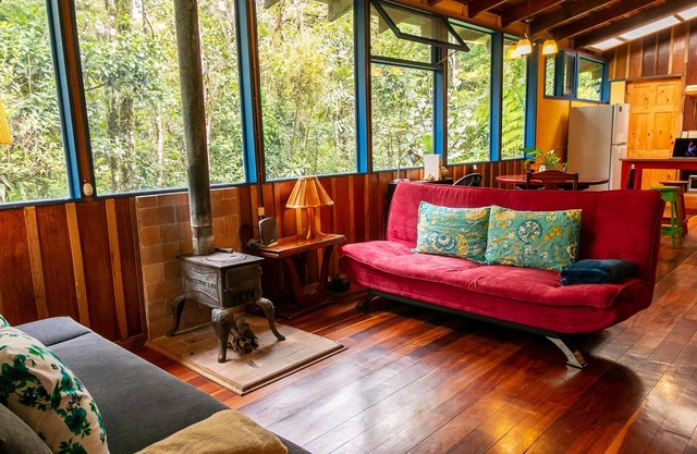 Casa Ira Rosa, a 5 minutos de la Reserva del Bosque Nuboso de Monteverde