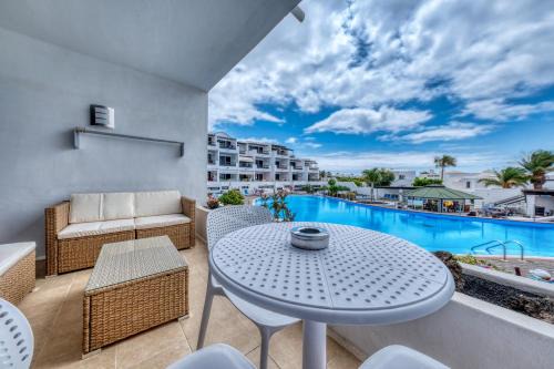 Casa La Arena - Pool View