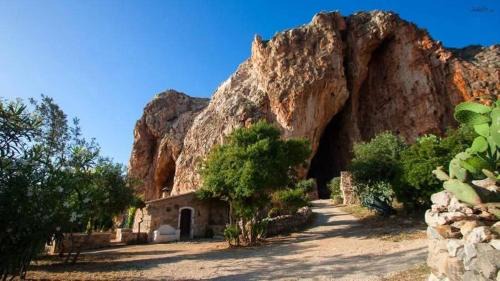 Casa la Grotta
