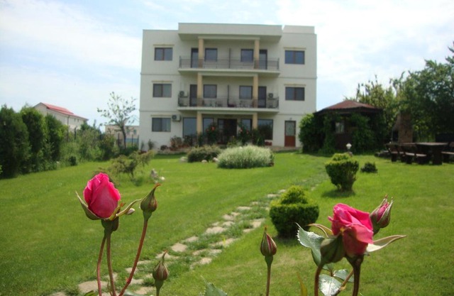 Casa Lacul Sarat