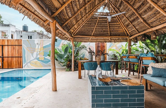 Casa Latino 2