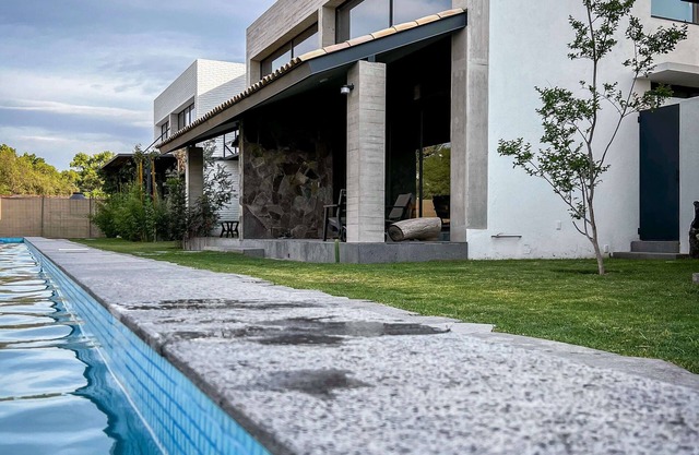 Casa | Loft cerca del Centro de Tequisquiapan con Terraza frente a la alberca.