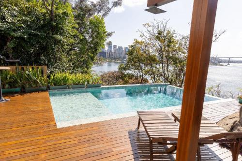 Casa LUXO c/vista panorâmica em Vila Velha-SH095D