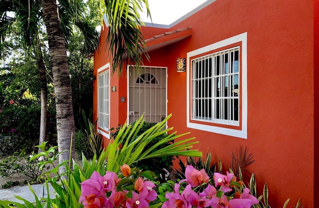 Casa Mandarina en México! A pie de playa de Xcacel y Cenotes.