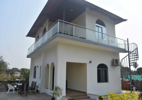Casa Mandva 3 BHK Villa by Cloudnine